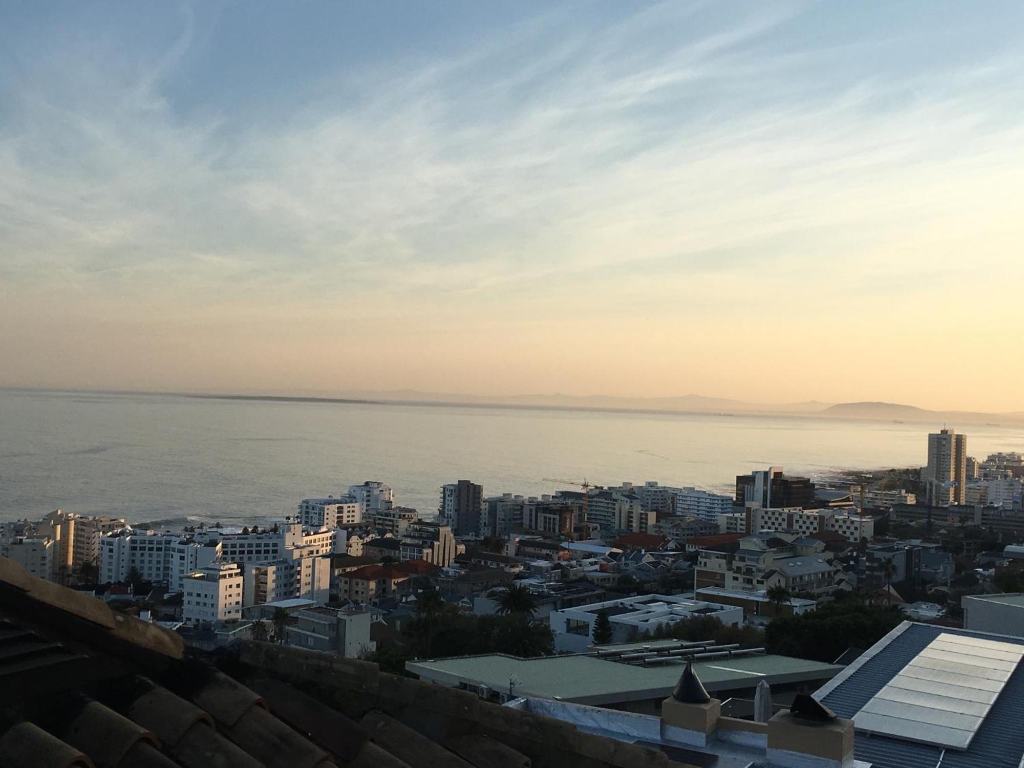 Villa Del Mar - "Luxurious En-Suite Bedroom With Lounge And Stunning Sea View Balcony In Bantry Bay" Kapstadt Exterior foto