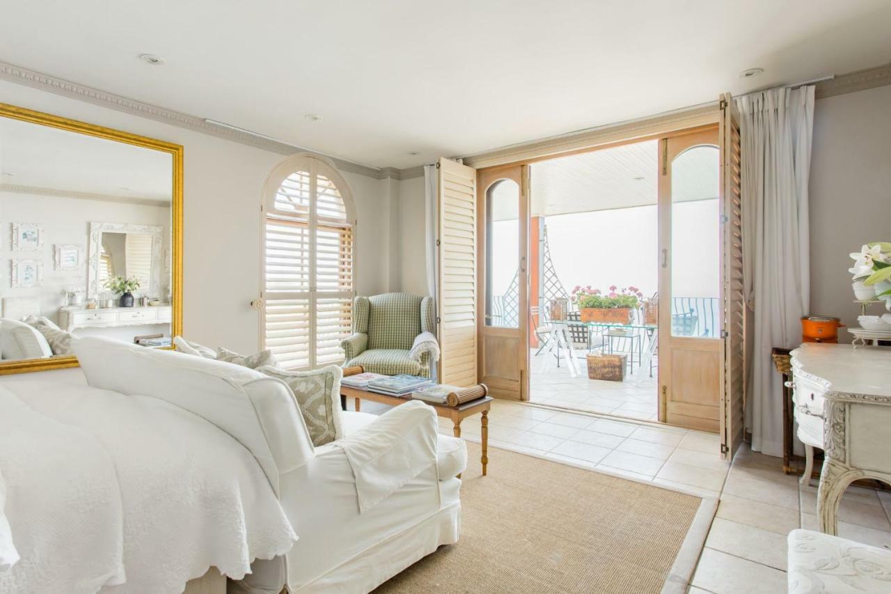 Villa Del Mar - "Luxurious En-Suite Bedroom With Lounge And Stunning Sea View Balcony In Bantry Bay" Kapstadt Exterior foto